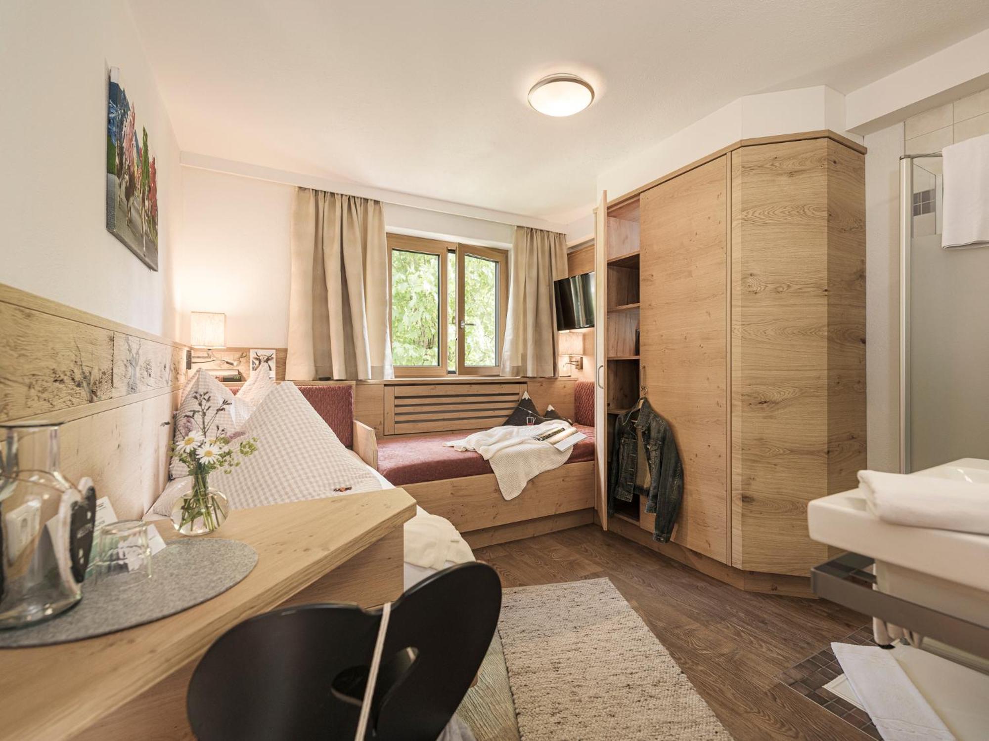 Cafe Pension Koller Brixen im Thale Exterior foto