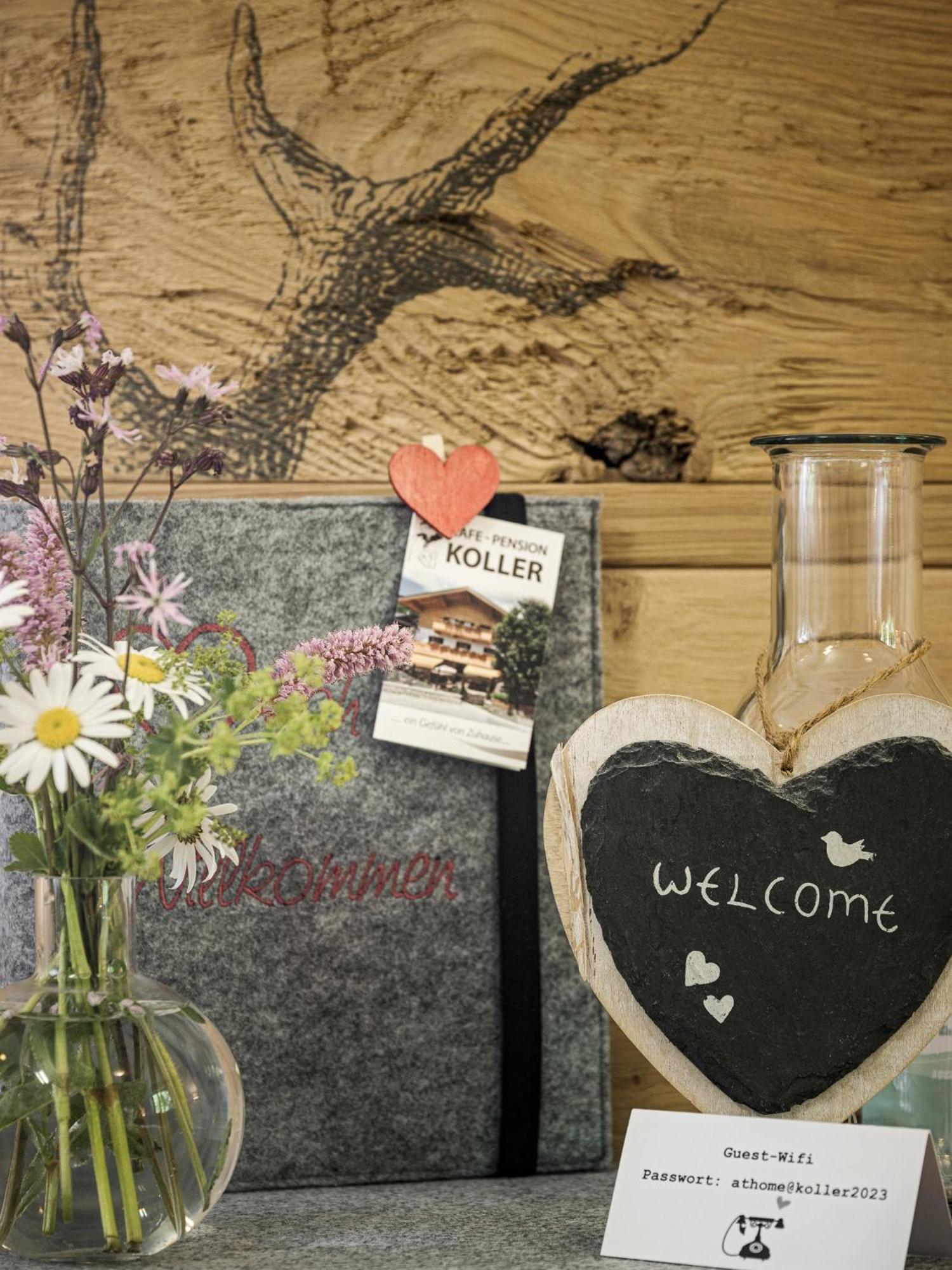 Cafe Pension Koller Brixen im Thale Exterior foto