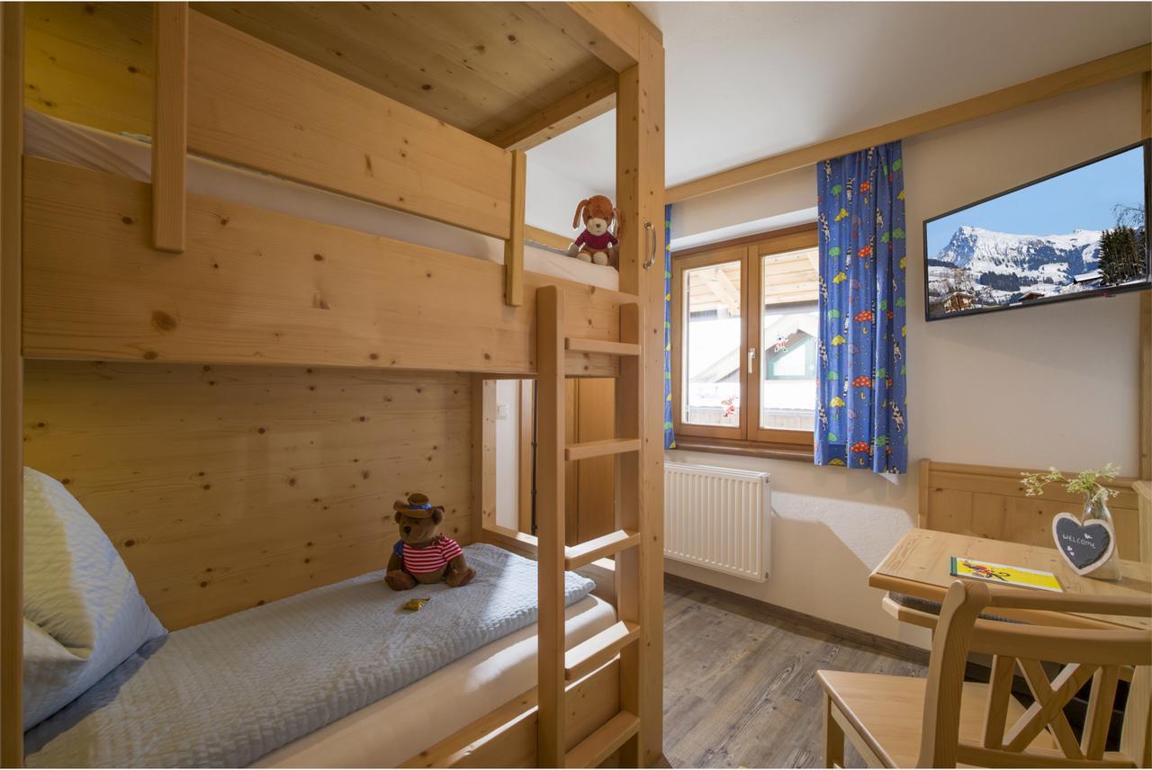 Cafe Pension Koller Brixen im Thale Exterior foto